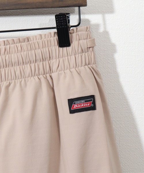 Dickies(ディッキーズ)の「【GENUINE DICKIES/ジェニュインディッキーズ】ドロストギャザースカート(クイックドライ)(スカート・レディース・ベージュ/スミクロ/ライトカーキ/ダークネイビー・M/L)」の9枚目の写真
