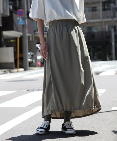 Dickies(ディッキーズ)の「【GENUINE DICKIES/ジェニュインディッキーズ】ドロストギャザースカート(クイックドライ)(スカート・レディース・ベージュ/スミクロ/ライトカーキ/ダークネイビー・M/L)」の13枚目の写真