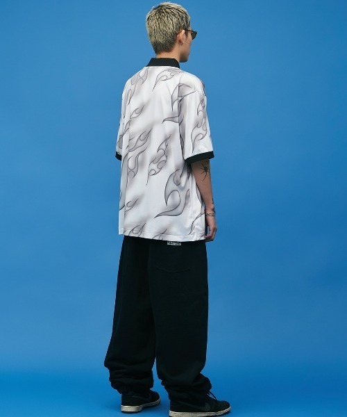 YESEYESEE（イエスアイシー）の「Y.E.S Flame Football Jersey