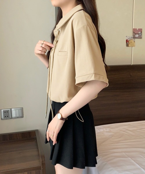 Girly Doll(ガーリードール)の「ポロカラーレースアップ半袖カットソー(Tシャツ/カットソー・レディース・ベージュ/キャメル/ブラック/グレー/グリーン・FREE)」の17枚目の写真