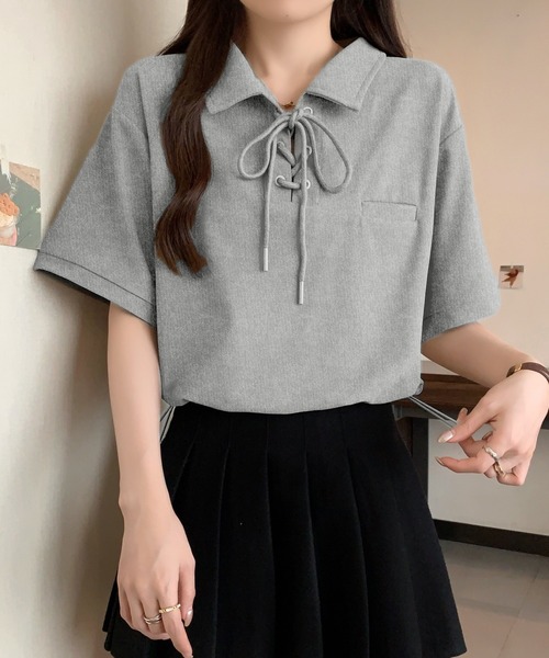 Girly Doll(ガーリードール)の「ポロカラーレースアップ半袖カットソー(Tシャツ/カットソー・レディース・ベージュ/キャメル/ブラック/グレー/グリーン・FREE)」の6枚目の写真