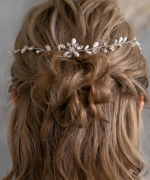 epic day(エピックデイ)の「パールフラワーラインストーンヘッドドレス(その他ヘアアクセサリー・レディース・シルバー/ゴールド・F)」の8枚目の写真