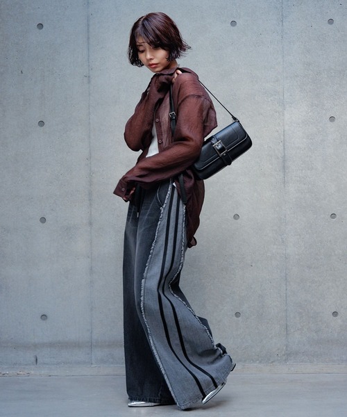 PAGEBOY（ページボーイ）の「シアーシャツ（シャツ/ブラウス・レディース・オフホワイト/ブラック/ブラウン/オレンジ/ターコイズブルー・FREE）」の22枚目の写真