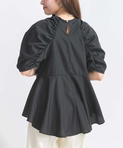 PICCIN（ピッチン）の「【WEB限定】ラグラン切り替えフリルブラウス（シャツ/ブラウス・レディース・オフホワイト/ブラック/サックスブルー・M/L）」の12枚目の写真