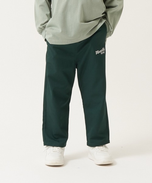 b・ROOM(ビールーム)の「スケーターパンツ(その他パンツ・キッズ・ブルーグレー/ブラック/モスグリーン/レッド/ベージュ/マスタード・100cm/110cm/120cm/130cm/140cm/150cm)」の4枚目の写真