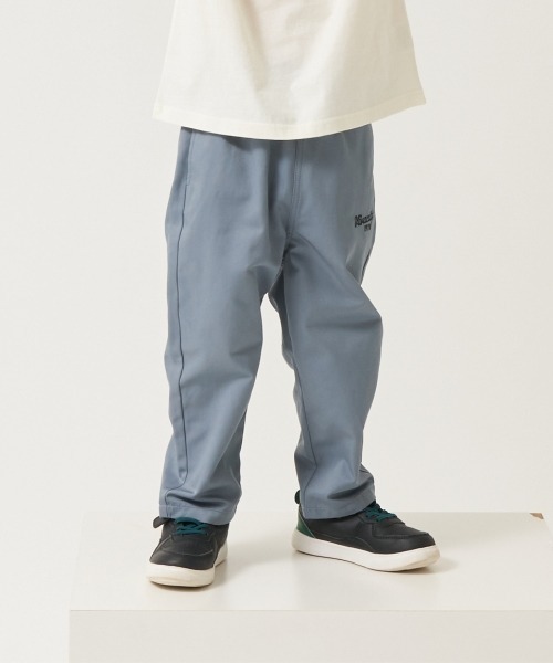 b・ROOM(ビールーム)の「スケーターパンツ(その他パンツ・キッズ・ブルーグレー/ブラック/モスグリーン/レッド/ベージュ/マスタード・100cm/110cm/120cm/130cm/140cm/150cm)」の3枚目の写真