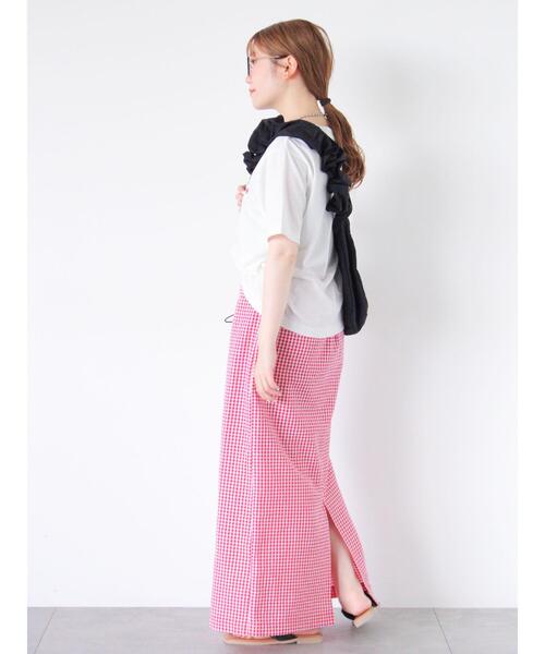 ehka sopo（エヘカソポ）の「ワンポイントハート刺繍Tシャツ（Tシャツ/カットソー・レディース・ブラック/イエロー/オフホワイト/ピンク・F）」の7枚目の写真