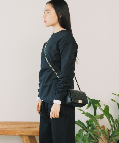 AULENTTI(オウレンティ)の「AULENTTI/オウレンティ CUOIO SCURO レザーショルダーバッグ(ショルダーバッグ・レディース・ブラック/ベージュ・FREE)」の13枚目の写真
