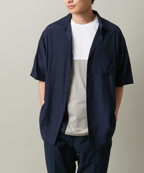 a.v.v（アーヴェヴェ）の「【接触冷感】とろみセミワイドシルエットシャツ（シャツ/ブラウス・メンズ・ネイビー/ピンク・46/48/50）」の2枚目の写真