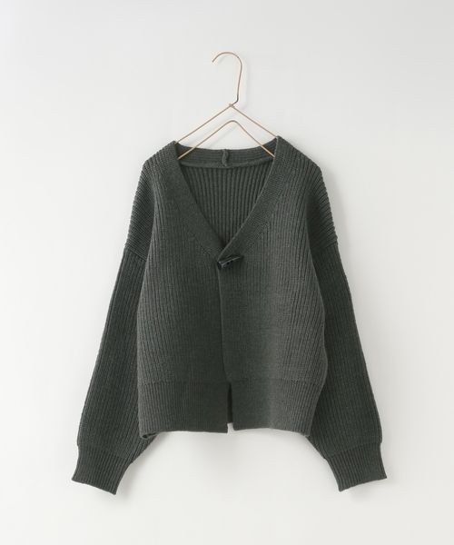 LOWRYS FARM(ローリーズファーム)の「アゼベーシックカーディガン 145394(カーディガン/ボレロ・キッズ・アイボリー/チャコールグレー・110cm/120cm/130cm/140cm/150cm)」の2枚目の写真