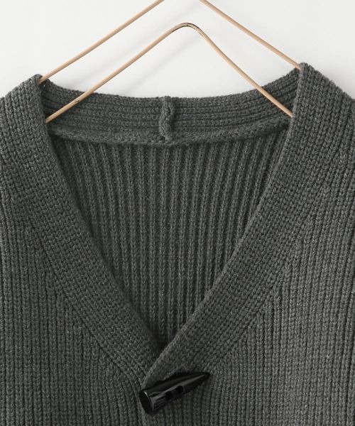 LOWRYS FARM(ローリーズファーム)の「アゼベーシックカーディガン 145394(カーディガン/ボレロ・キッズ・アイボリー/チャコールグレー・110cm/120cm/130cm/140cm/150cm)」の3枚目の写真