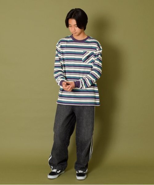 GLAZOS(グラソス)の「【大人向けサイズあり】ボーダー・ワンポイント刺繍ポケット付きビッグ長袖Tシャツ(Tシャツ/カットソー・キッズ・パープル/ブラウン/ブラック・S/M/L/LL)」の7枚目の写真