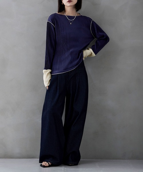 バイカラープリーツクルーネックトップス（Tシャツ/カットソー