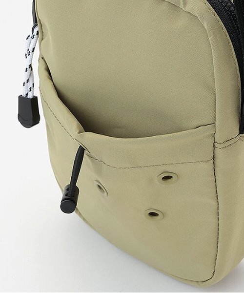 LOVETOXIC(ラブトキシック)の「ドローコードマルチショルダー(ショルダーバッグ・キッズ・ライトカーキ/ブラック/オフホワイト/シルバー・FREE)」の9枚目の写真