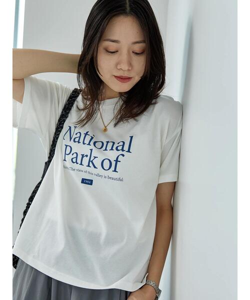 Samansa Mos2 blue（サマンサモスモスブルー）の「【抗菌防臭】ロゴTシャツ（Tシャツ/カットソー・レディース・ブラック/オフホワイト/チャコールグレー/グリーン/シルバーグレー・F）」の2枚目の写真