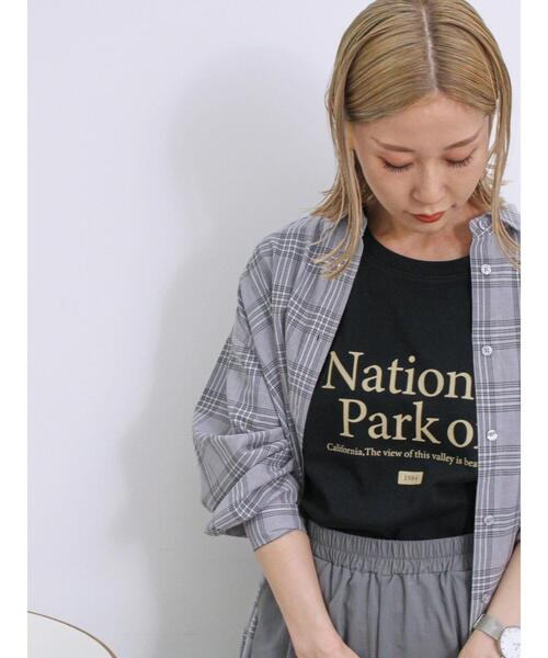 Samansa Mos2 blue（サマンサモスモスブルー）の「【抗菌防臭】ロゴTシャツ（Tシャツ/カットソー・レディース・ブラック/オフホワイト/チャコールグレー/グリーン/シルバーグレー・F）」の9枚目の写真