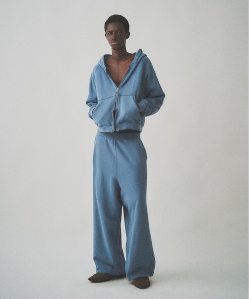 Juha（ユハ）の「FADE WASH CROP HOODIE（パーカー・メンズ・チャコールグレー/ブルー・4/3）」の7枚目の写真