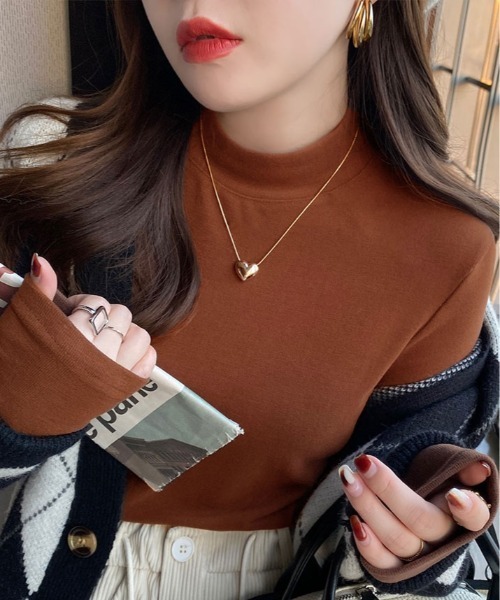 kirakiraShop(キラキラショップ)の「フリース モックネック ロング カットソー(ニット/セーター・レディース・ブラック/クリーム/オレンジ/ホワイト/ブラウン・FREE)」の2枚目の写真
