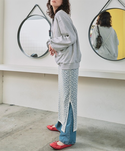 titivate（ティティベイト）の「クルーネックルーズスウェットプルオーバー（スウェット・レディース・グレー/グレー系その他/ピンク系その他/ネイビー/オートミール・FREE）」の22枚目の写真