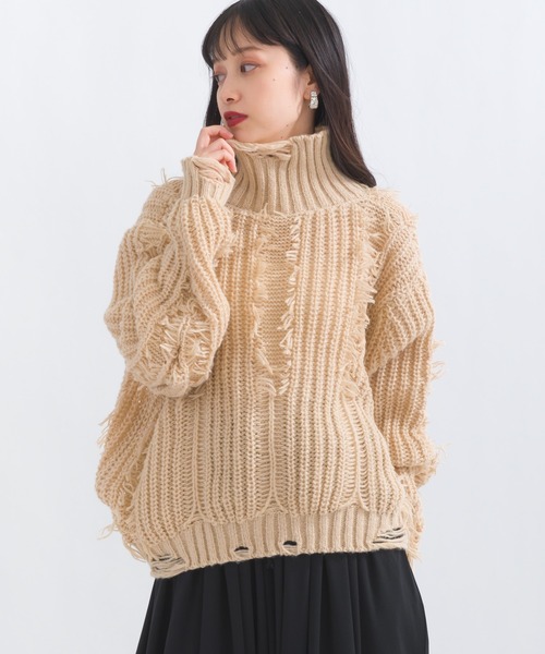 terrace(テラス)の「ダメージフリンジニットプルオーバー(ニット/セーター・レディース・ベージュ/オフホワイト/ブラック/サックスブルー・MEDIUM)」の3枚目の写真