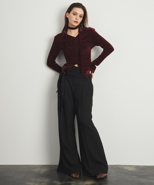 uyu.（ウユ）の「Choker Gathered Velour Tops / チョーカーギャザーベロアトップス【uyu./ウユ】（Tシャツ/カットソー・レディース・ブラック/ブラウン/レッド・FREE）」の19枚目の写真