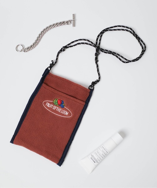 FRUIT OF THE LOOM（フルーツオブザルーム）の「FRUIT OF THE LOOM / FTL FREECE SHOULDER BAG / 80677800（ショルダーバッグ・レディース・オレンジ/グリーン/ピンク/ブラウン/ネイビー/グレー・ONESIZE）」の3枚目の写真