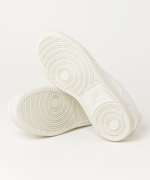NIKE(ナイキ)の「ナイキ NIKE ナイキ コート ビジョン LO NN(スニーカー・レディース・ホワイト・23.0cm/23.5cm/24.0cm/24.5cm/25.0cm)」の3枚目の写真