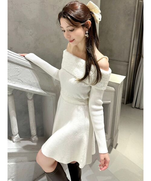 RESEXXY（リゼクシー）の「ストラップデザインミニニットワンピース（ワンピース・レディース・ブラック/チャコールグレー/ホワイト・FREE）」の5枚目の写真