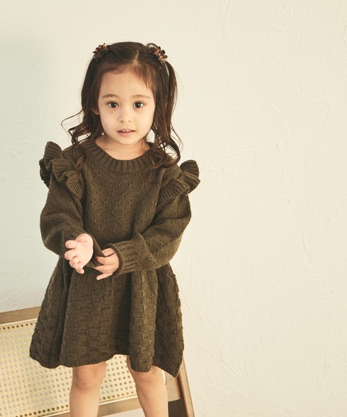 sea and shells by pairmanon(シーアンドシェルズバイペアマノン)の「【sea and shells by pairmanon】肩フリル 切り替え ニット ワンピース(その他ベビーウェア・キッズ・ベージュ/オレンジ/ブラウン・110/100/80/90)」の2枚目の写真