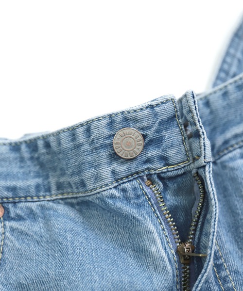 OMNIGOD（オムニゴッド）の「[OMNIGOD womens / オムニゴッド] 10ozデニム 5Pハンギングパンツ（サロペット/オーバーオール・レディース・ライトインディゴブルー・FREE）」の12枚目の写真