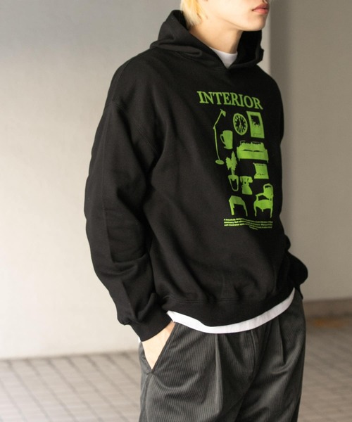 SENSE OF PLACE by URBAN RESEARCH（センスオブプレイスバイアーバンリサーチ）の「Furniture Graphic hoodie（パーカー・メンズ・グレー/ネイビー/ブラック・MEDIUM/LARGE）」の9枚目の写真