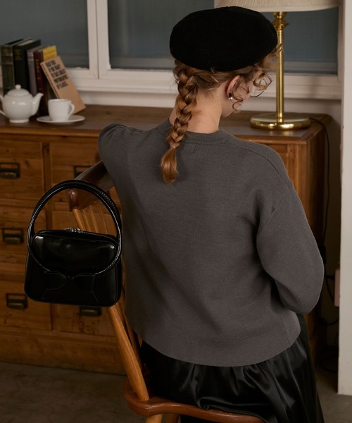 BONLECILL noir（ボンルシールノワール）の「【BONLECILL noir】パールボタンノーカラーニットジャケット／カーディガン（カーディガン/ボレロ・レディース・グレー/ネイビー/ブラック/アイボリー・FREE）」の16枚目の写真