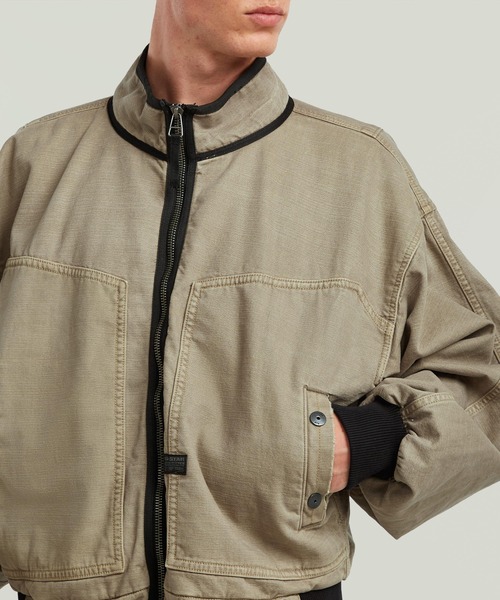G-STAR（ジースター）の「OVERSIZED DENIM BOMBER/ボリュームスリーブオーバーサイズジップボンバーブルゾン（ブルゾン・メンズ・ベージュ系その他・SMALL/MEDIUM/LARGE/X-LARGE）」の2枚目の写真
