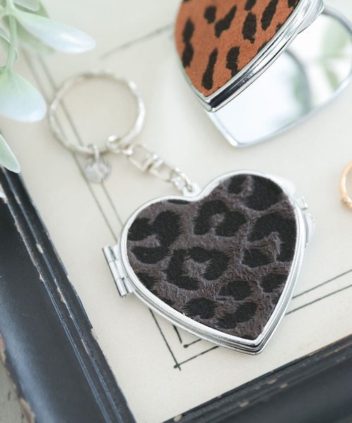 niko and...（ニコアンド）の「リバーシブルハートミラーチャーム（その他小物・レディース・レッド/グレー/イエロー・0）」の14枚目の写真