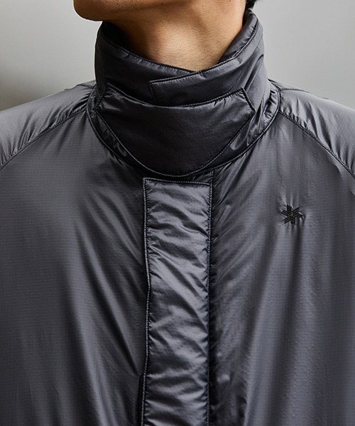 GOLDWIN（ゴールドウィン）の「Goldwin / ゴールドウィン：別注 Connector Insulated Jacket：ONLYARK-0-1066[PIE]（ダウンジャケット/コート・メンズ・ブラック/グレー系その他・3/2/4/1）」の7枚目の写真