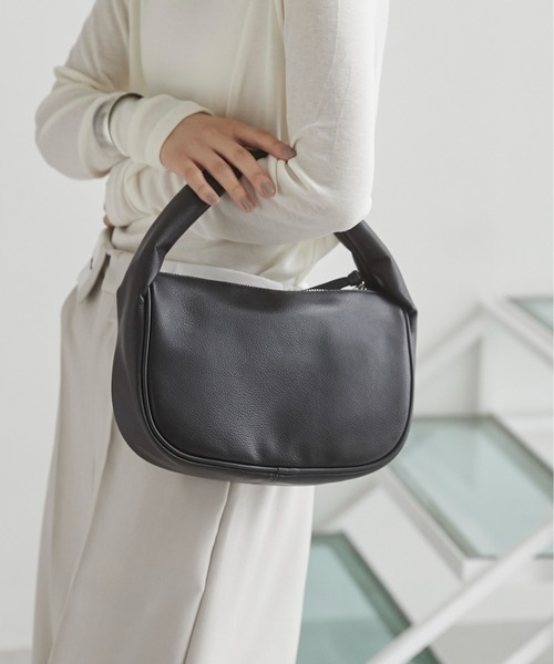 ハーフムーンバッグ ブラック スモール ハンドバッグ 秋冬 セール】ハーフムーンBAG（ハンドバッグ）｜ANGIE（アンジー）の