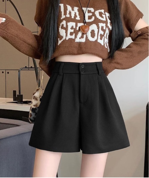 gossip!ロサンゼルス(ゴシップロサンゼルス)の「【サイズあり】フェミニンウールライクバックゴム 厚手タックシンプルカジュアルAラインショートパンツ(ベルト付)秋冬の定番アイテム)(その他パンツ・レディース・ブラック/ブラウン・M/S/L/XL)」の1枚目の写真