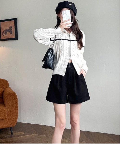 gossip!ロサンゼルス(ゴシップロサンゼルス)の「【サイズあり】フェミニンウールライクバックゴム 厚手タックシンプルカジュアルAラインショートパンツ(ベルト付)秋冬の定番アイテム)(その他パンツ・レディース・ブラック/ブラウン・M/S/L/XL)」の9枚目の写真
