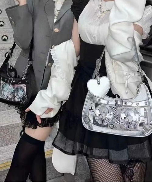 almo（アルモ）の「【LAMPOON】痛ハンドバッグ（ハンドバッグ・レディース・ブラック/シルバー・FREE）」の7枚目の写真