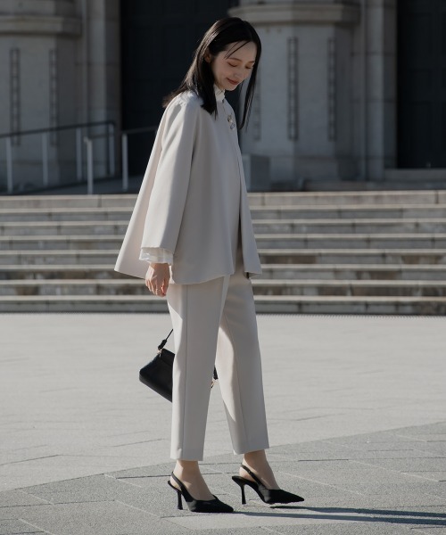 Petitjo(プッチージョ)の「小さいサイズ 【入学式・卒業式・フォーマル】Aラインジャケットフォーマル3点セット(Aラインジャケット+袖フリルブラウス+テーパードパンツ)低身長さん・小柄女性(スーツセット・レディース・グレイッシュベージュ/ネイビー・PS(XS-S)/PS/PM/PL)」の21枚目の写真