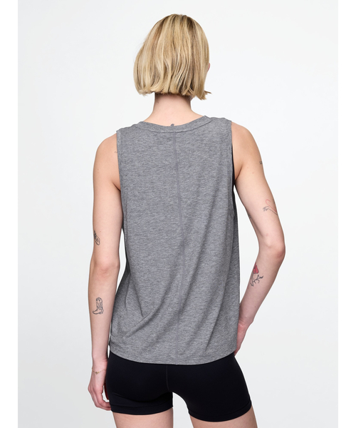 GAP(ギャップ)の「GapFit ブリーズ タンクトップ(タンクトップ・レディース・グレー/ブルー/ブラック/ホワイト/ネイビー・L/XXS/S/M/XS)」の6枚目の写真