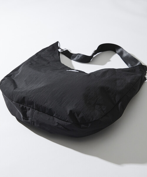 UMBRO/アンブロ 別注 Nylon New Round Shoulder Bag/ナイロン ニュー ラウンドショルダーバッグ（ショルダーバッグ）｜UMBRO（アンブロ）