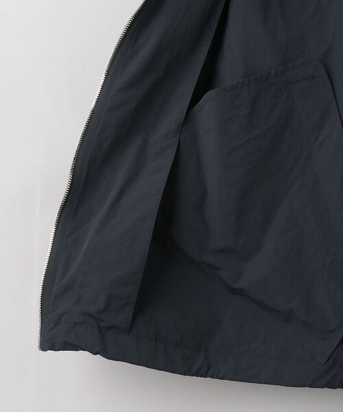 UNITED ARROWS(ユナイテッドアローズ)の「<CINOH> ナイロン ブルゾン(ナイロンジャケット・レディース・ブラック/ベージュ・36)」の13枚目の写真