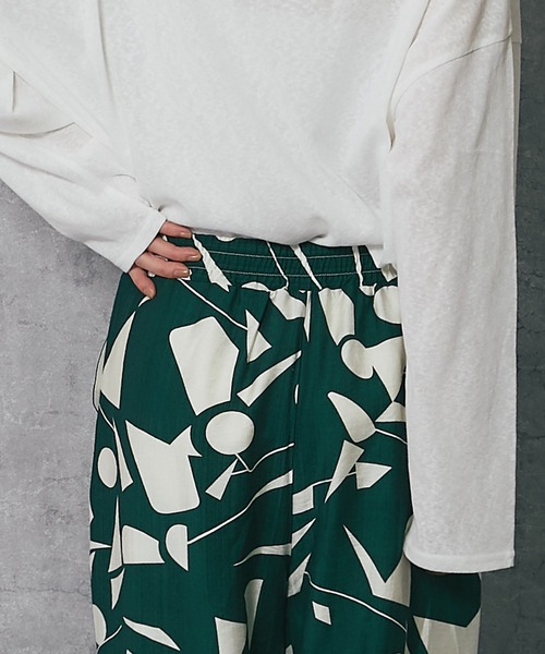 ANOTHER S(アナザーエス)の「リネンタッチキカ柄プリントラフパンツ(その他パンツ・レディース・ブラウン/グリーン/オフホワイト/ブラック・FREE)」の13枚目の写真