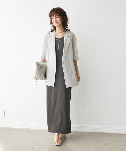 RIVE DROITE（リヴドロワ）の「【合わせやすさ◎】スクエアストラップサンダル（サンダル・レディース・ベージュ/シルバー/ブラック・MEDIUM/SMALL/LARGE）」の21枚目の写真