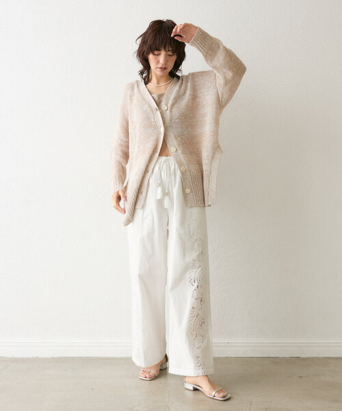 RIVE DROITE（リヴドロワ）の「【合わせやすさ◎】スクエアストラップサンダル（サンダル・レディース・ベージュ/シルバー/ブラック・MEDIUM/SMALL/LARGE）」の7枚目の写真