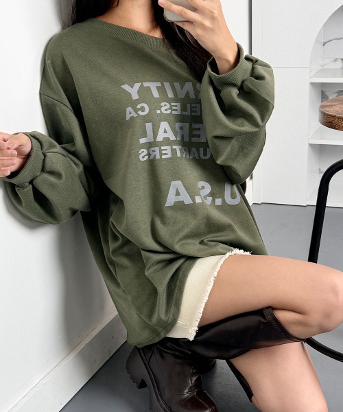 VIVID LADY(ビビッドレディー)の「オーバーサイズ Tシャツ ボートネック オフショルダー 2WAY(Tシャツ/カットソー・レディース・カーキ/ホワイト系その他/ブラック・FREE)」の1枚目の写真