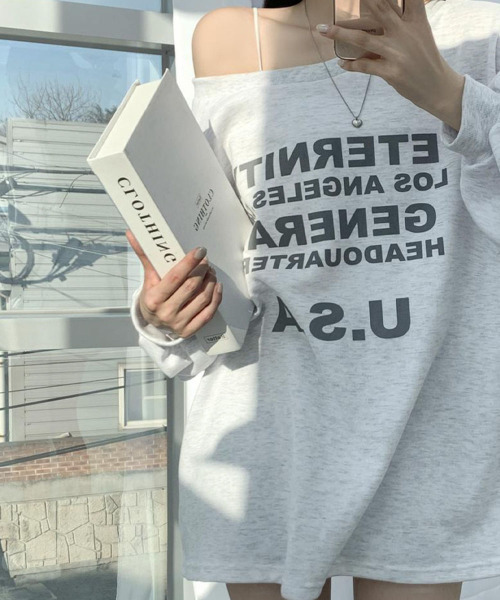 VIVID LADY(ビビッドレディー)の「オーバーサイズ Tシャツ ボートネック オフショルダー 2WAY(Tシャツ/カットソー・レディース・カーキ/ホワイト系その他/ブラック・FREE)」の9枚目の写真