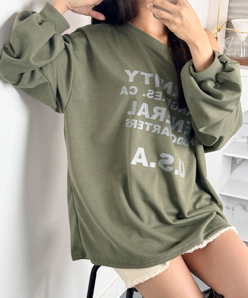 VIVID LADY(ビビッドレディー)の「オーバーサイズ Tシャツ ボートネック オフショルダー 2WAY(Tシャツ/カットソー・レディース・カーキ/ホワイト系その他/ブラック・FREE)」の21枚目の写真