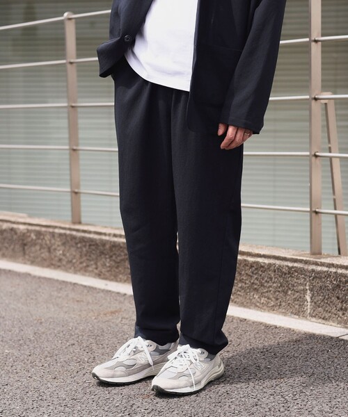 BEAMS HEART(ビームスハート)の「ポリエステルドビー ジャケット&パンツ (セットアップ)(セットアップ・メンズ・ブラック/ネイビー・SMALL/MEDIUM/LARGE/X-LARGE)」の11枚目の写真